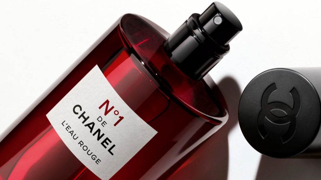 Introducing N°1 de Chanel L'Eau Rouge: The Epitome of Beauty and Energy