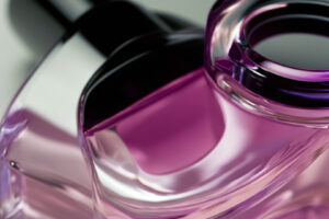 2024 perfume trends navigating neo nostalgia, sustainability, and technological innovation